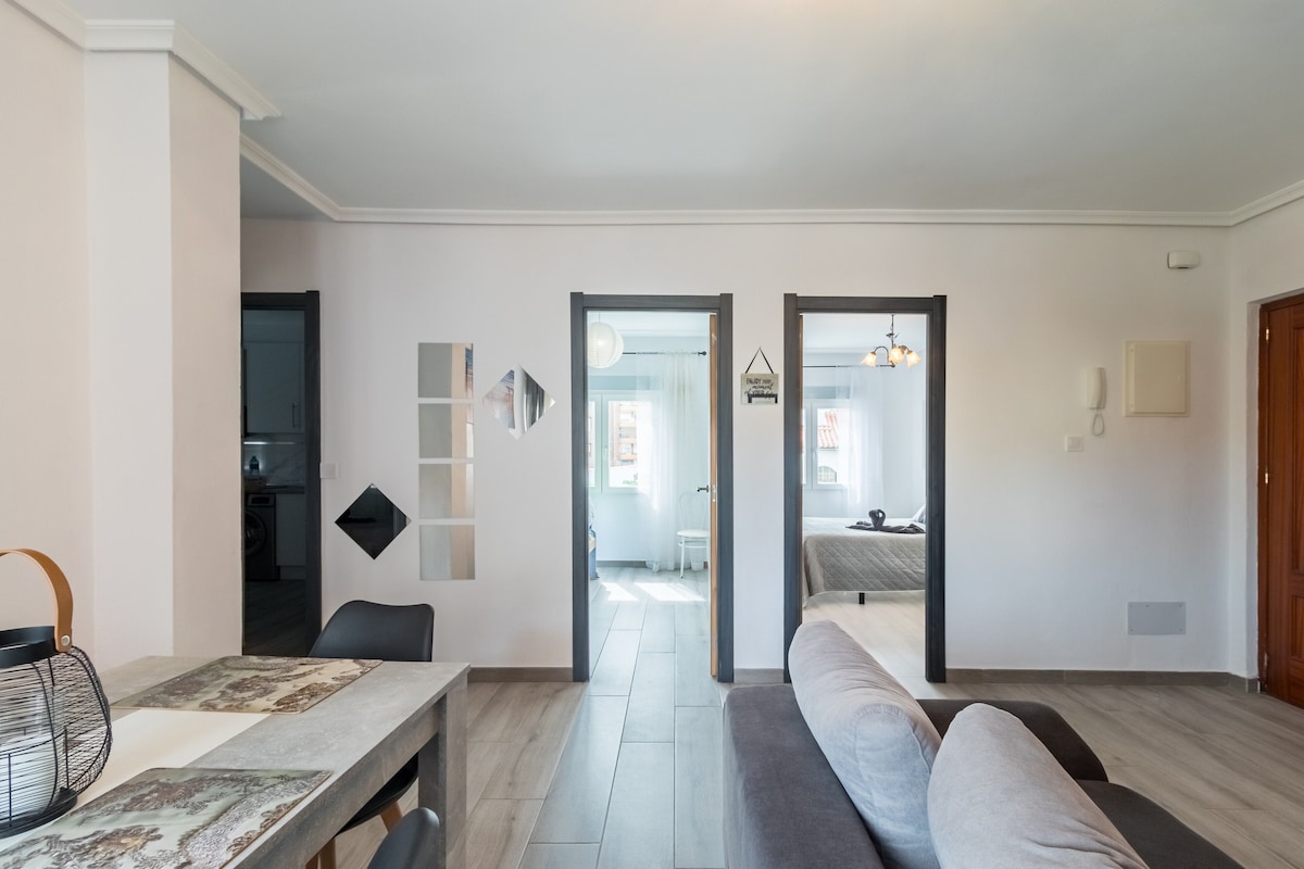 'Sol Luxury Central' Apartment