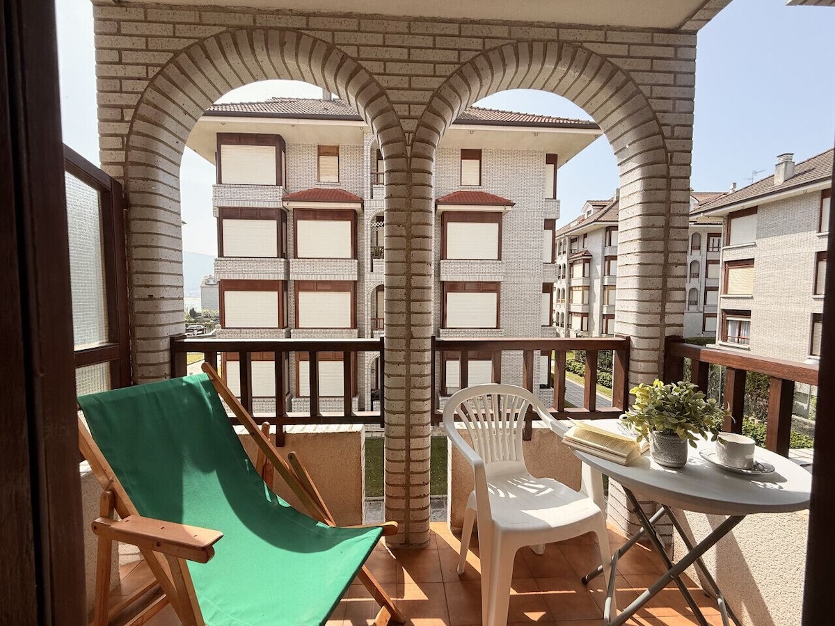 Salceda Apartment - 6901