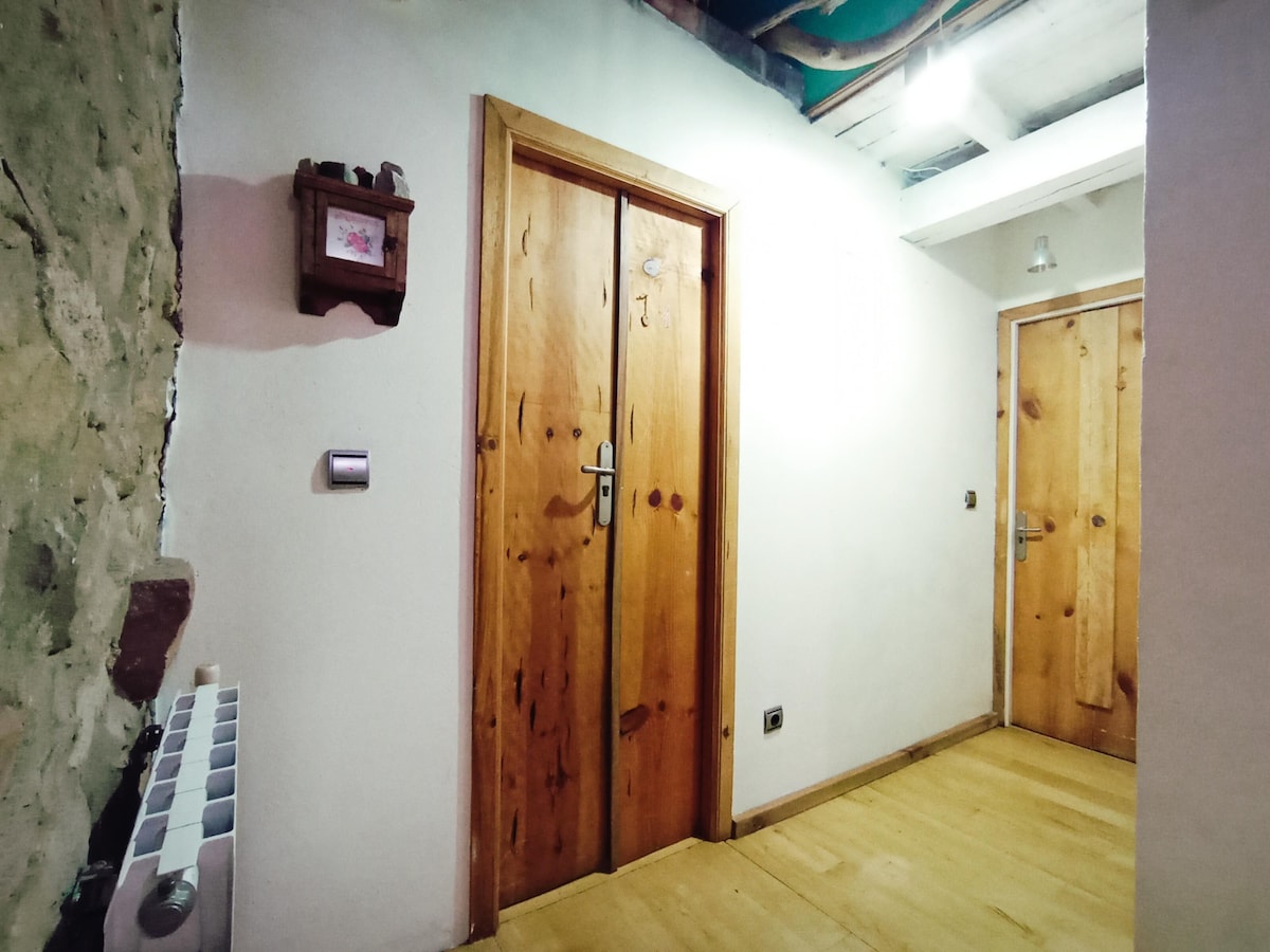 Habitación Doble Cian · Baño Privado · Cartes 4